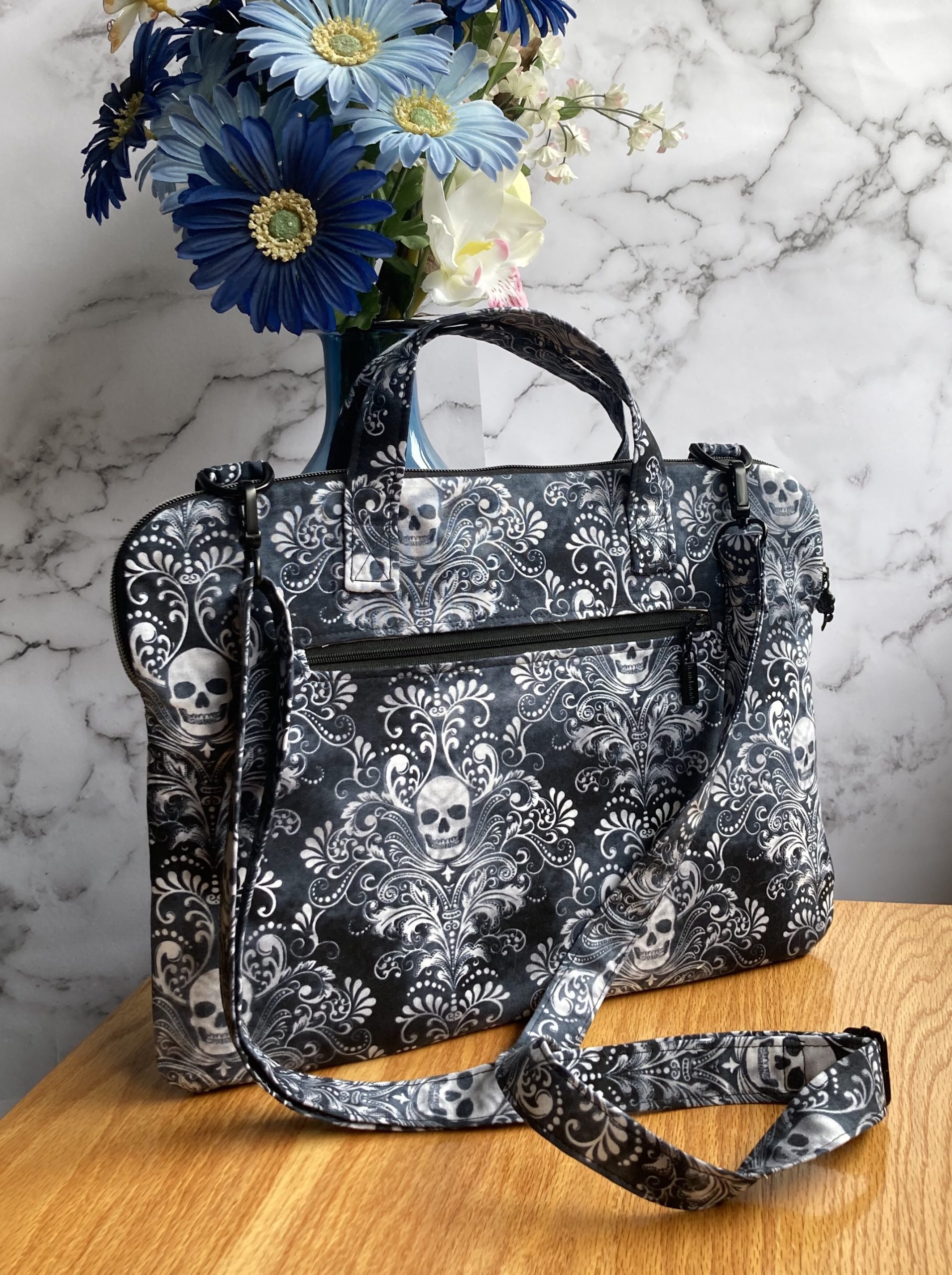 Support ALS: Sew up a Lányos Luxe Laptop Case